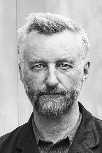 Photo of actor Billy Bragg