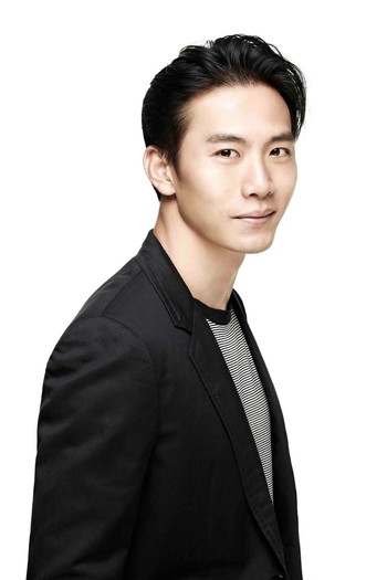 Photo of actor Qi Yuwu