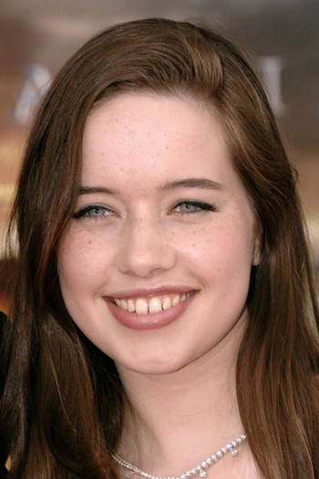 Photo of actress Anna Popplewell