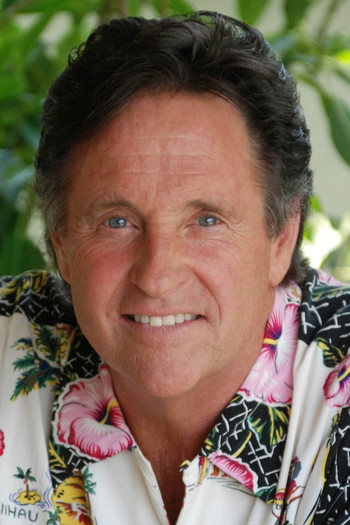 Photo of actor Robert Hays