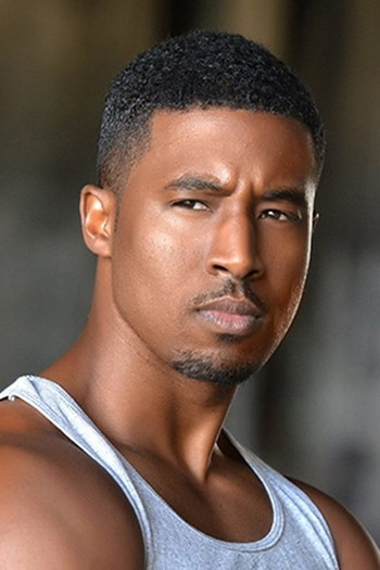 Photo of actor Gavin Houston