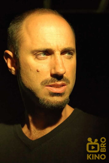 Photo of actor Alex Manugian