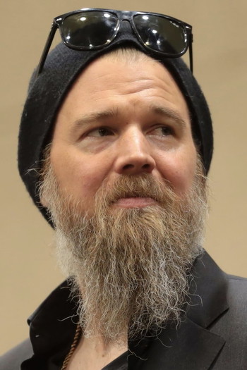 Photo of actor Ryan Hurst