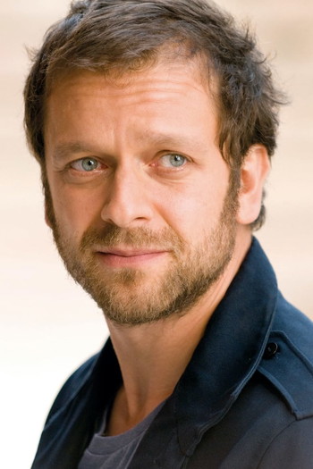 Photo of actor Jonathan Zaccaï