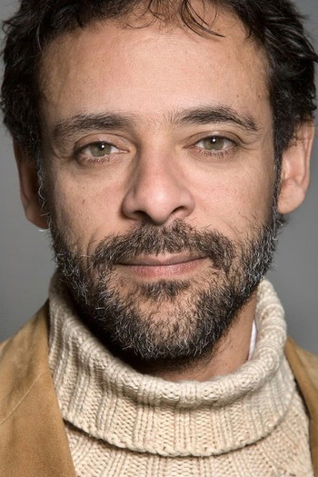 Фото актора Alexander Siddig