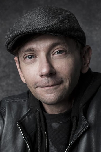 Photo of actor DJ Qualls