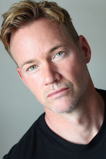 Photo of actor Steve Byers