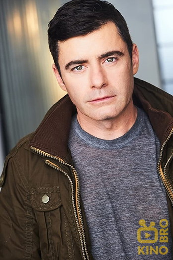 Photo of actor Matt Fontana