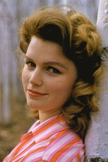 Photo of actress Lee Remick