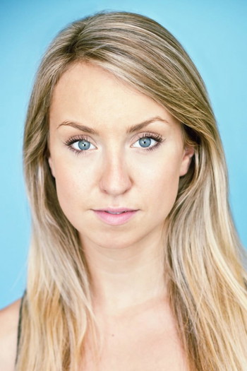 Photo of actress Sophie Bennett