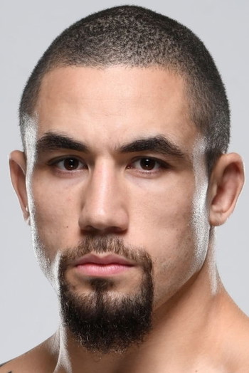 Photo of actor Robert Whittaker