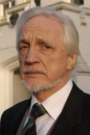 Photo of actor Edward Petherbridge