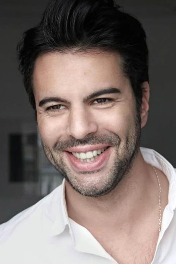 Photo of actor Alexandre Brik