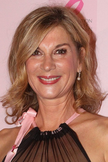 Photo of actress Michèle Laroque