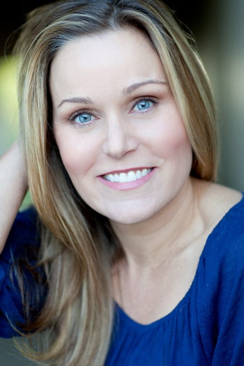 Photo of actor Lori Ann Gerdisch