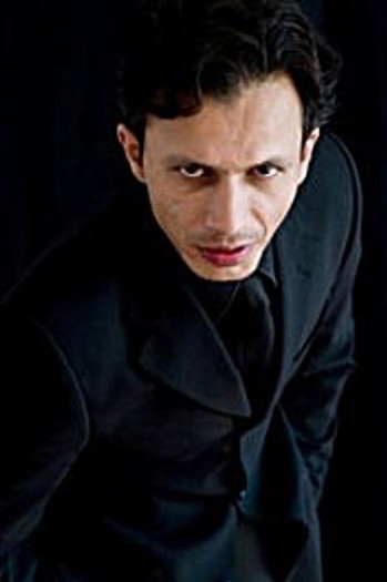 Photo of actor Alberto Trujillo