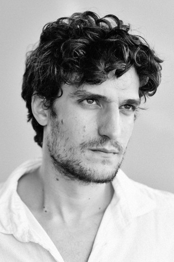 Photo of actor Louis Garrel