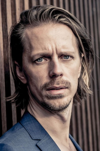 Photo of actor Fredrik Wagner