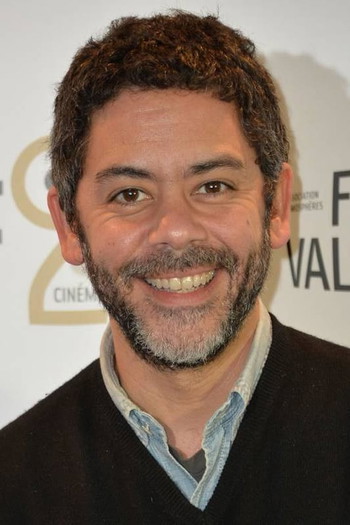 Photo of actor Manu Payet