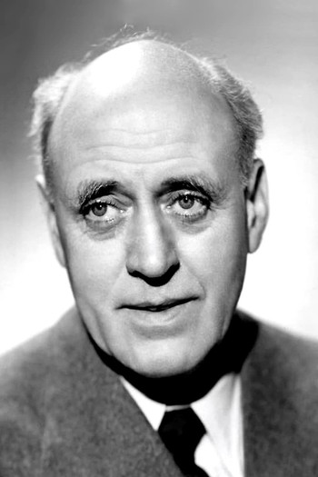 Photo of actor Alastair Sim