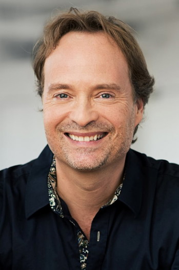 Photo of actor Yves Amyot