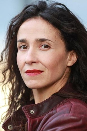 Photo of actress Chloé Réjon