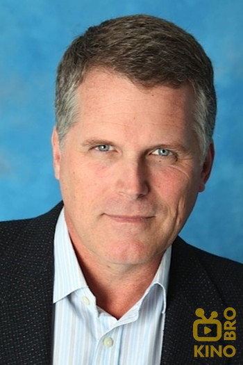 Photo of actor Robert Newman