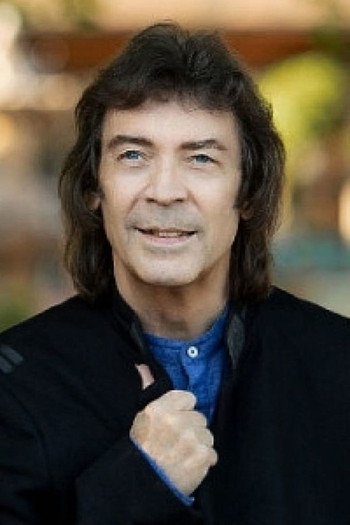 Photo of actor Steve Hackett