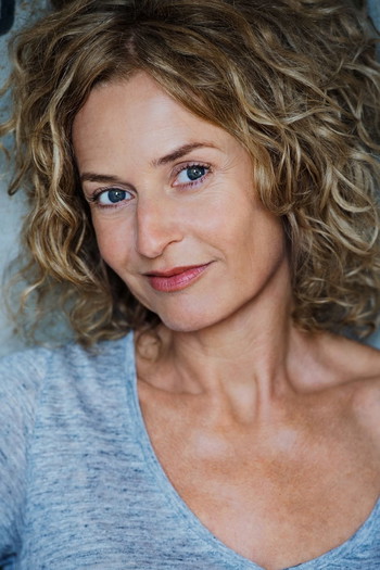 Photo of actress Franziska Schlattner