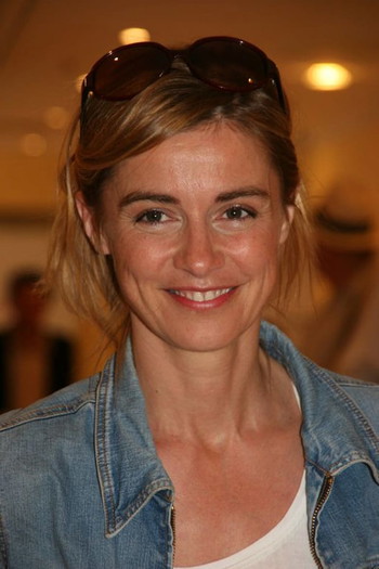 Photo of actress Anne Consigny