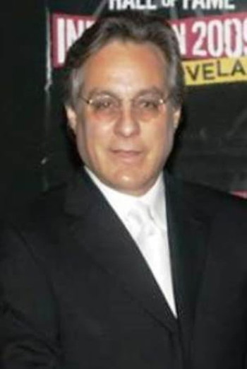 Photo of actor Max Weinberg