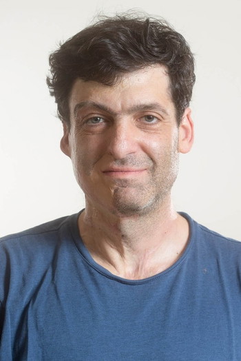 Photo of actor Dan Ariely