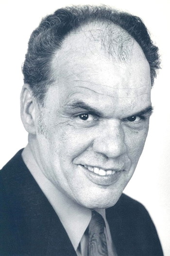 Photo of actor Charles Gunning