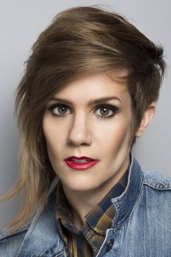 Photo of actress Cameron Esposito