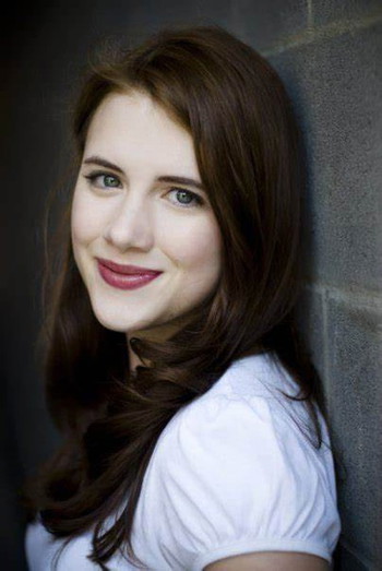 Photo of actress Kassia Warshawski