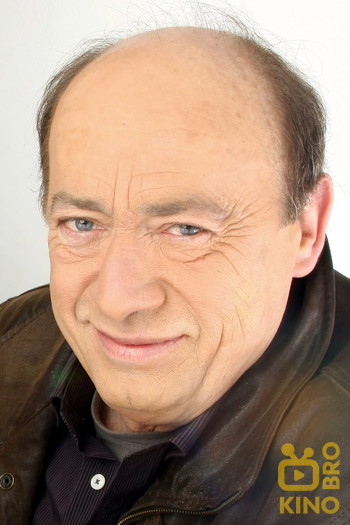 Photo of actor Etienne Chicot