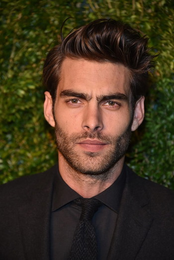 Photo of actor Jon Kortajarena