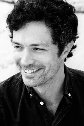 Фото актёра Christian Coulson