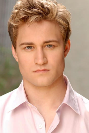 Photo of actor Brendan Bradley