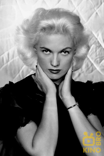 Photo of actress Bunny Yeager