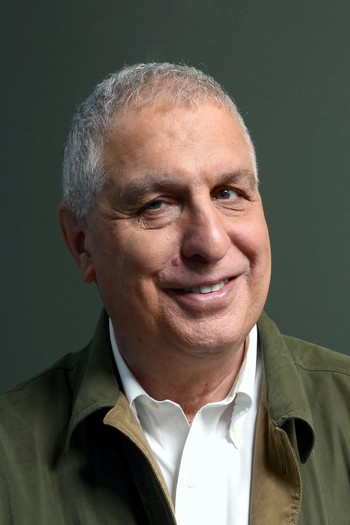 Photo of actor Errol Morris