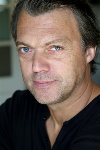 Photo of actor Éric Viellard