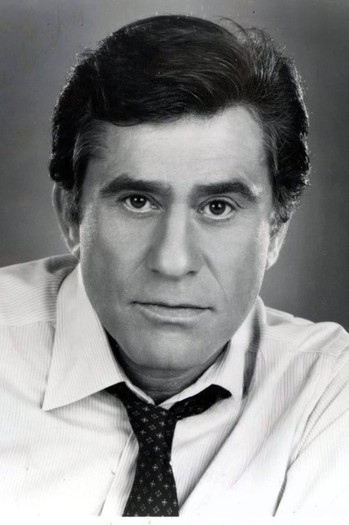 Photo of actor James Farentino