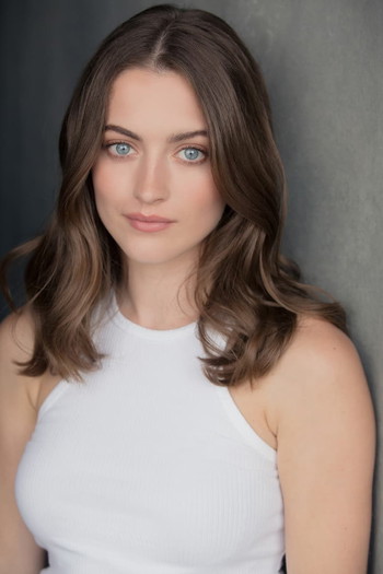 Photo of actress Lauren McQueen