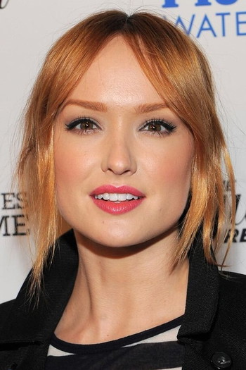 Photo of actress Kaylee DeFer