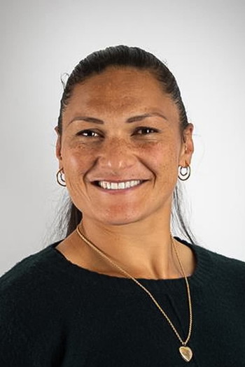 Фото акторки Dame Valerie Adams