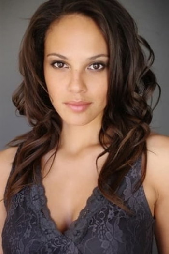 Photo of actress Tattiawna Jones