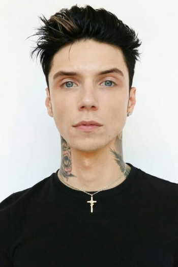 Photo of actor Andy Biersack