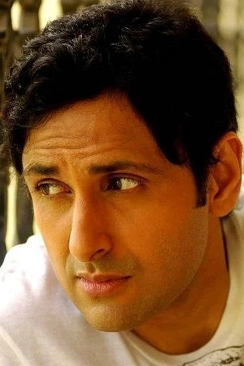 Photo of actor Parvin Dabas