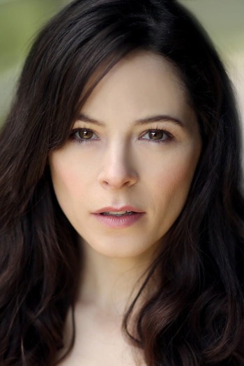 Photo of actress Elaine Cassidy